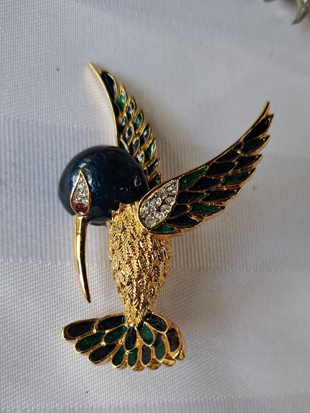 Gold and Green Hummingbird Bird Brooch Pin